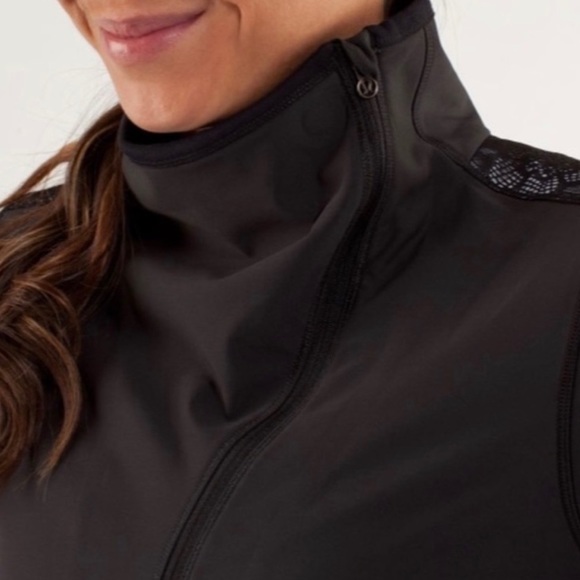 Lululemon Run Draft Dodger Jacket - good used condition - Picture 4 of 15